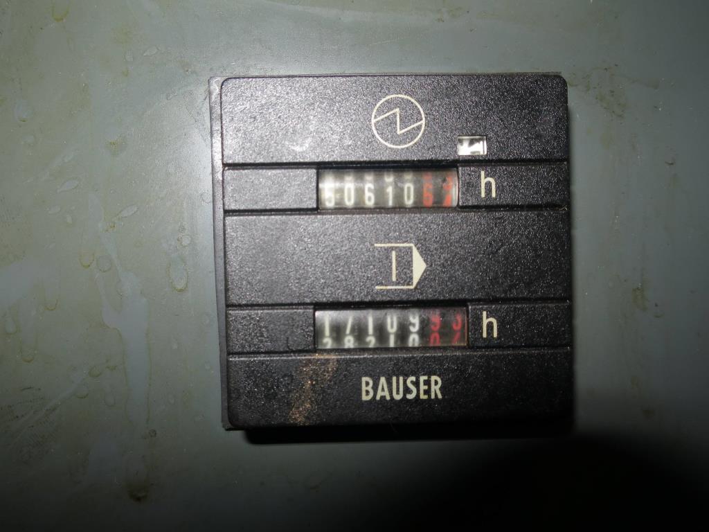 des machines à travailler le métal bien entretenues-5