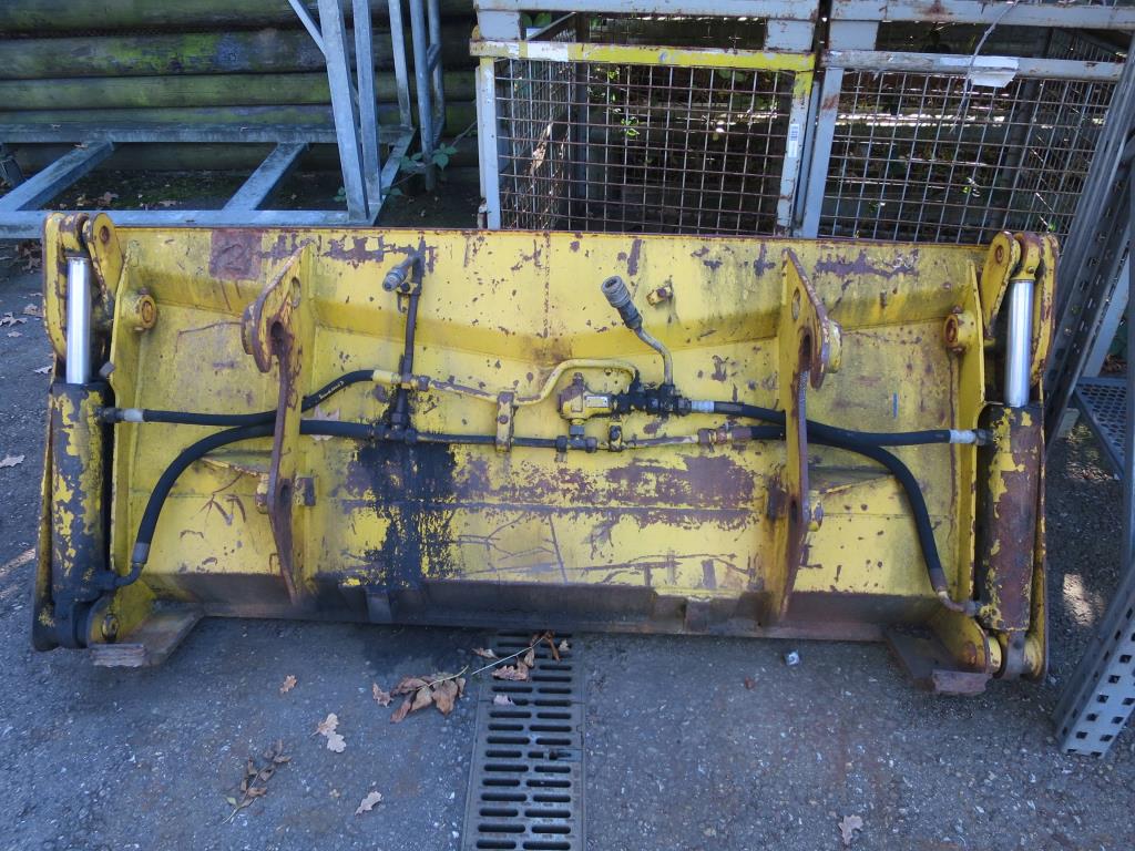 des machines à travailler le métal bien entretenues-5