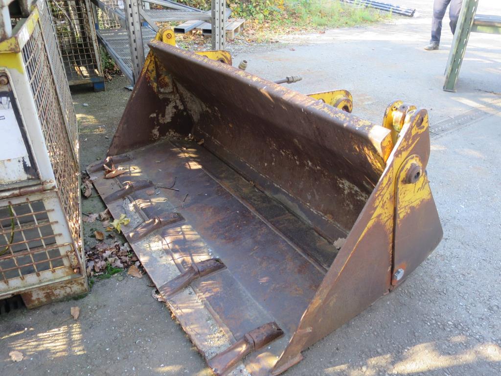 des machines à travailler le métal bien entretenues-6