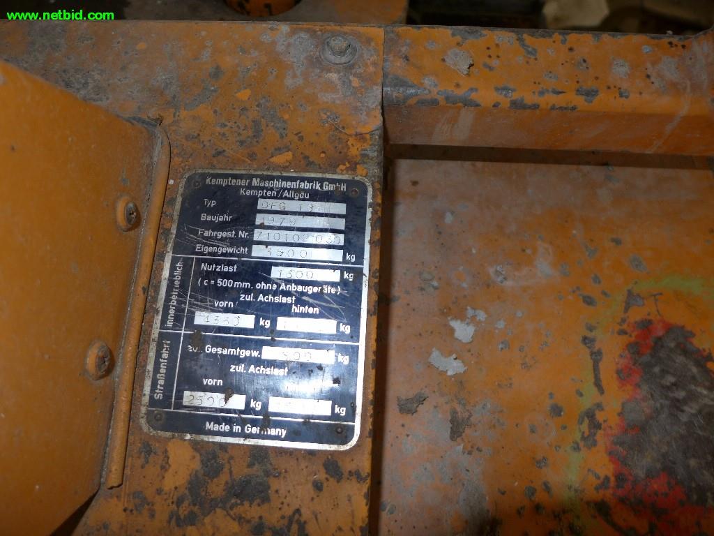 Máquinas de construção, veículos comerciais, reboques-5