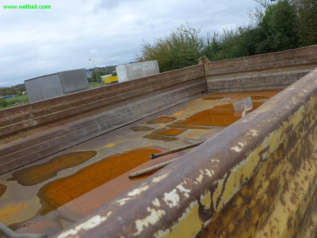 Máquinas de construção, veículos comerciais, reboques-12