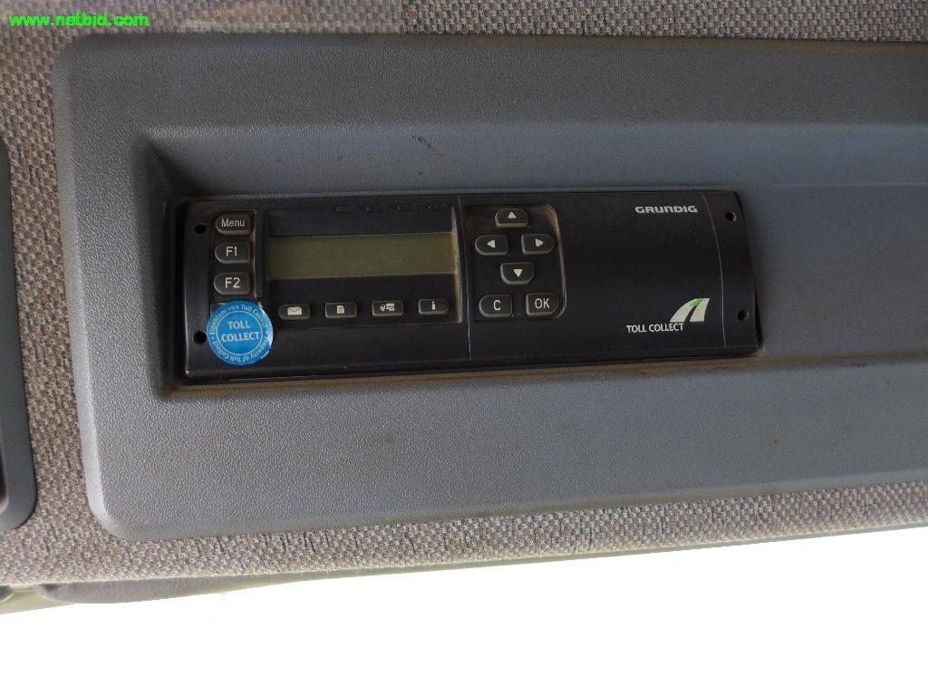 Máquinas de construção, veículos comerciais, reboques-18