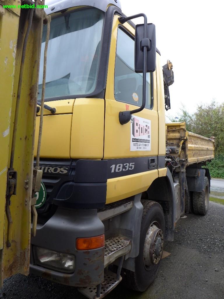 Máquinas de construção, veículos comerciais, reboques-20