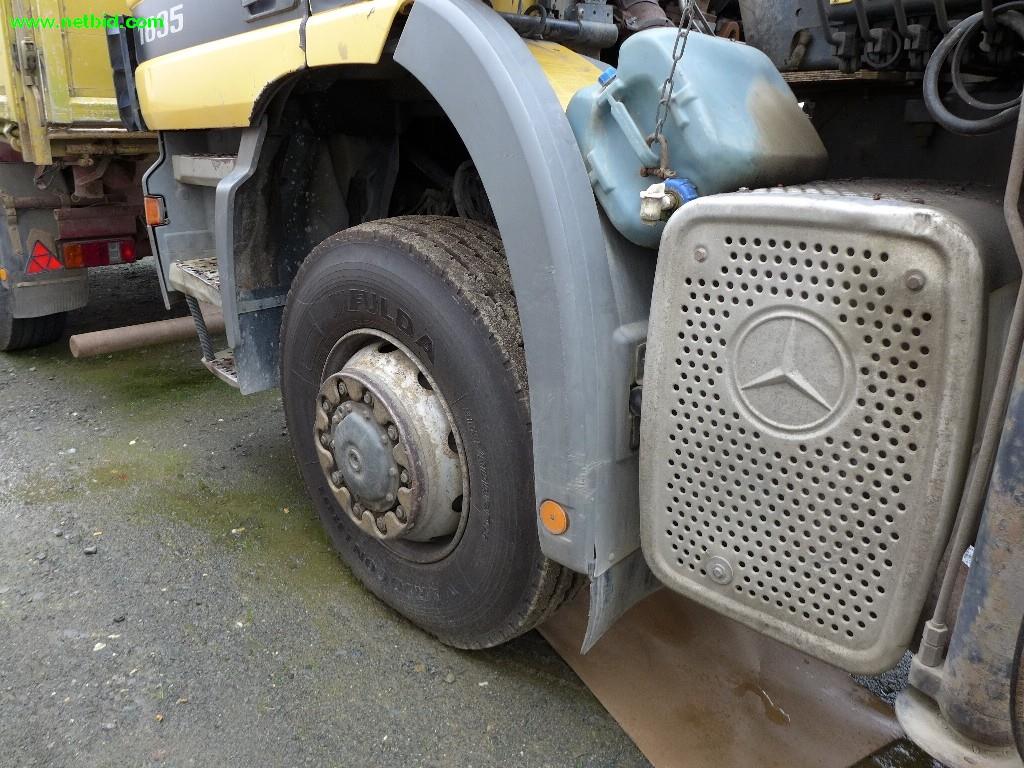 Máquinas de construção, veículos comerciais, reboques-9