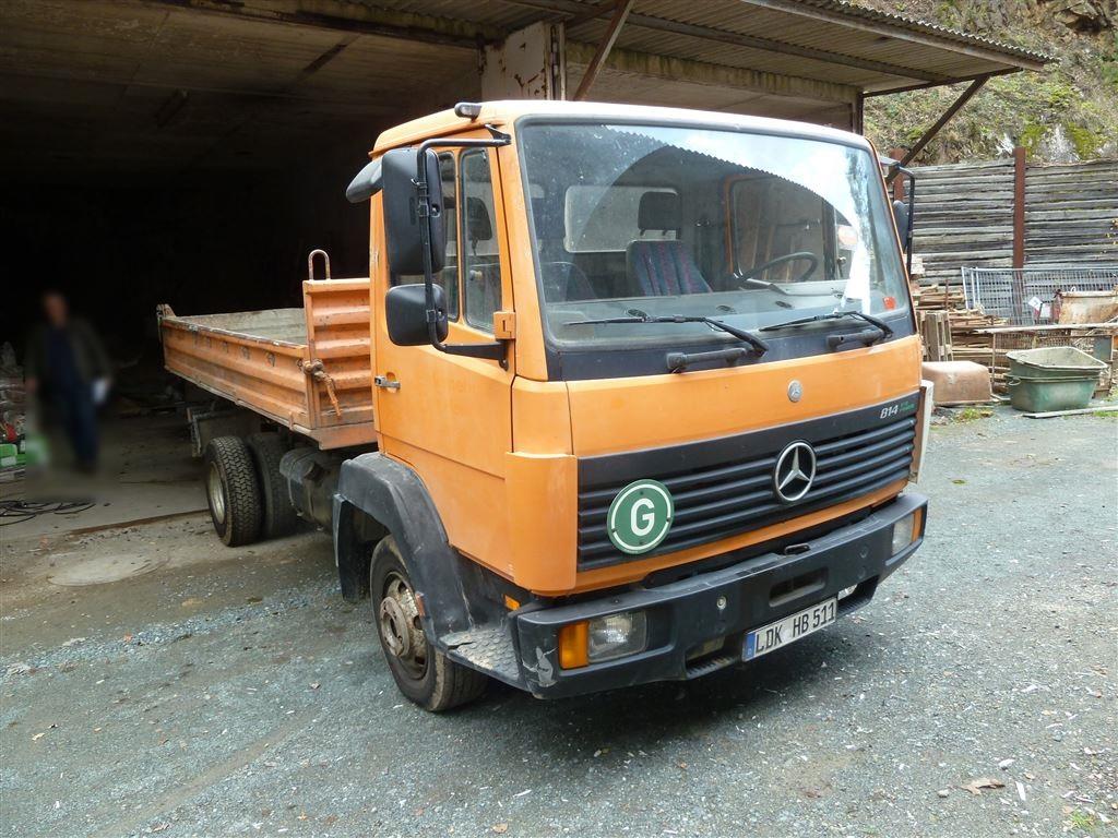 Máquinas de construção, veículos comerciais, reboques-16