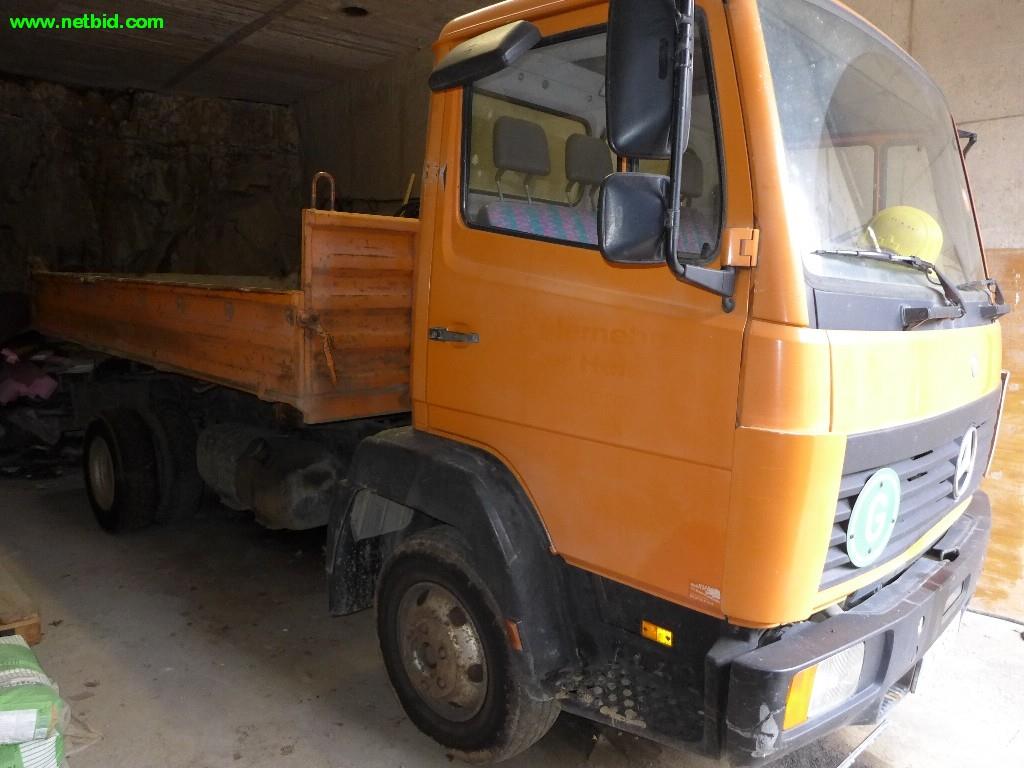 Máquinas de construção, veículos comerciais, reboques-8