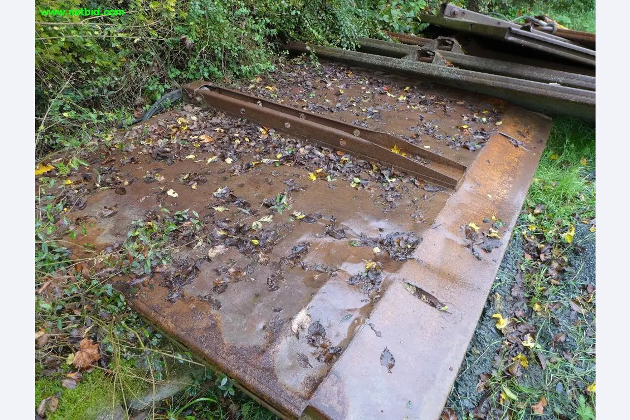 Gradbeni stroji, gospodarska vozila, prikolice-2