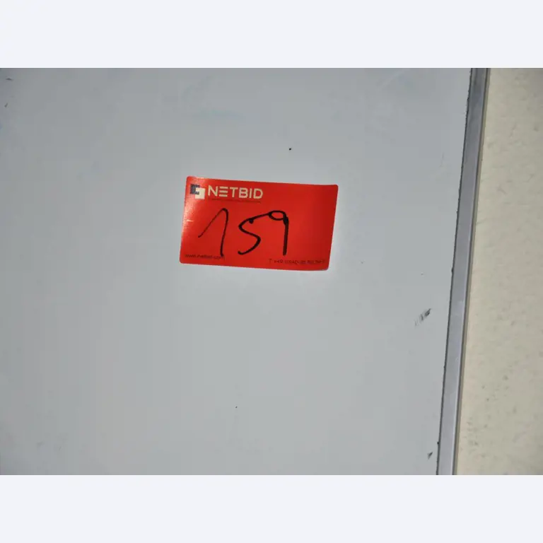 interaktive Lehrmittel, Schulmobiliar, Mobilar Klassenzimmer, Klavier, Smartboards und Kantinenausstattung-3