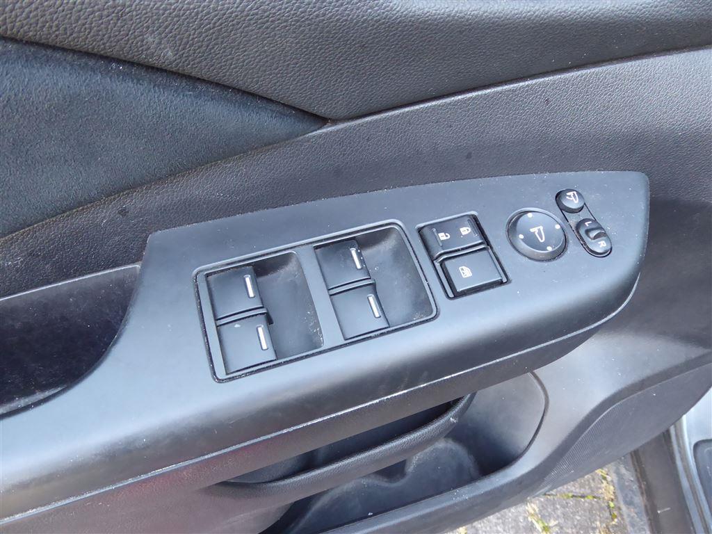 2-axle tractor unit with special cine trailer-11