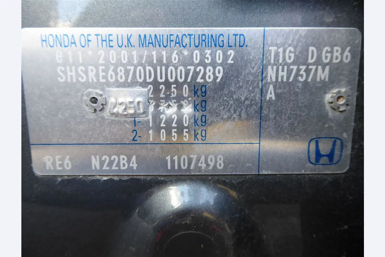 2-axle tractor unit with special cine trailer-13