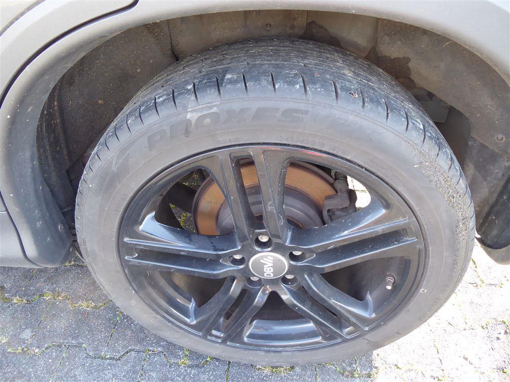 2-axle tractor unit with special cine trailer-5