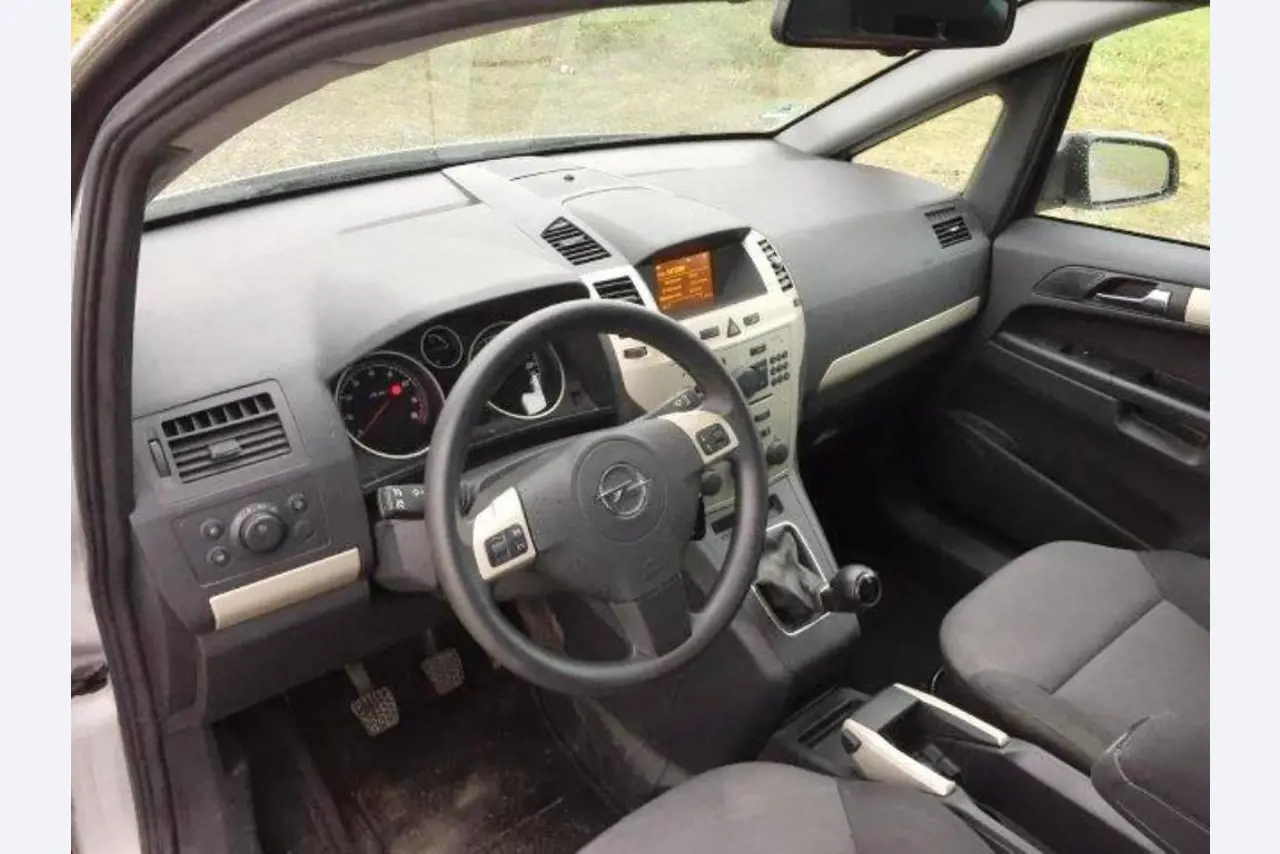 well-maintained vehicles-11