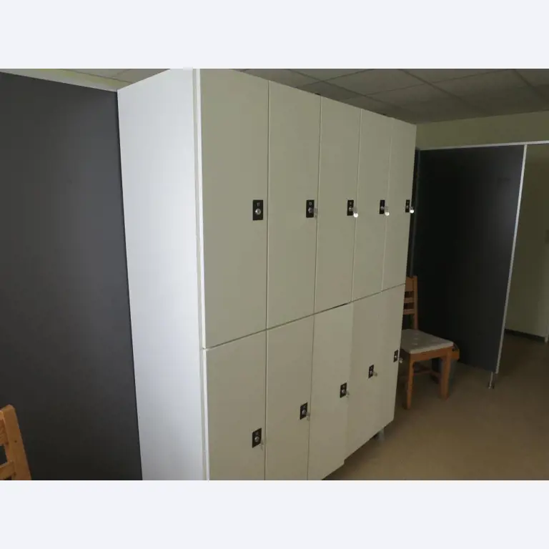 well maintained Sports / fitness and ergotherapy equipment-1