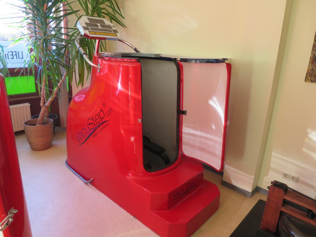 gepflegte Sport-/Fitness- und<br>Ergotherapiegeräte-1