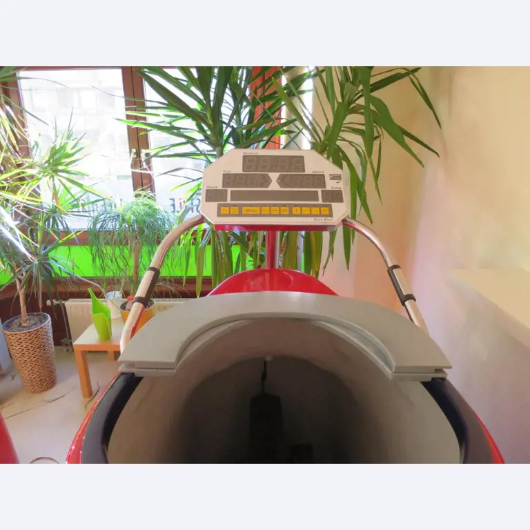 gepflegte Sport-/Fitness- und<br>Ergotherapiegeräte-3