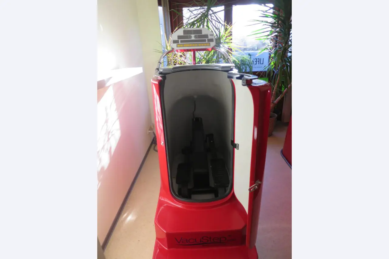 gepflegte Sport-/Fitness- und<br>Ergotherapiegeräte-2