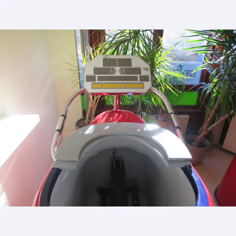 gepflegte Sport-/Fitness- und<br>Ergotherapiegeräte-3