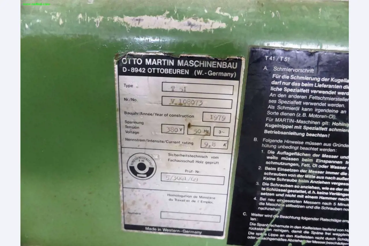 Máquinas de carpintaria para a construção de janelas e móveis
-3