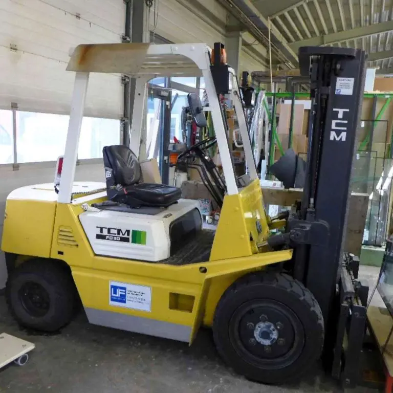 Diesel forklift truck TCM FD 30 Z7S