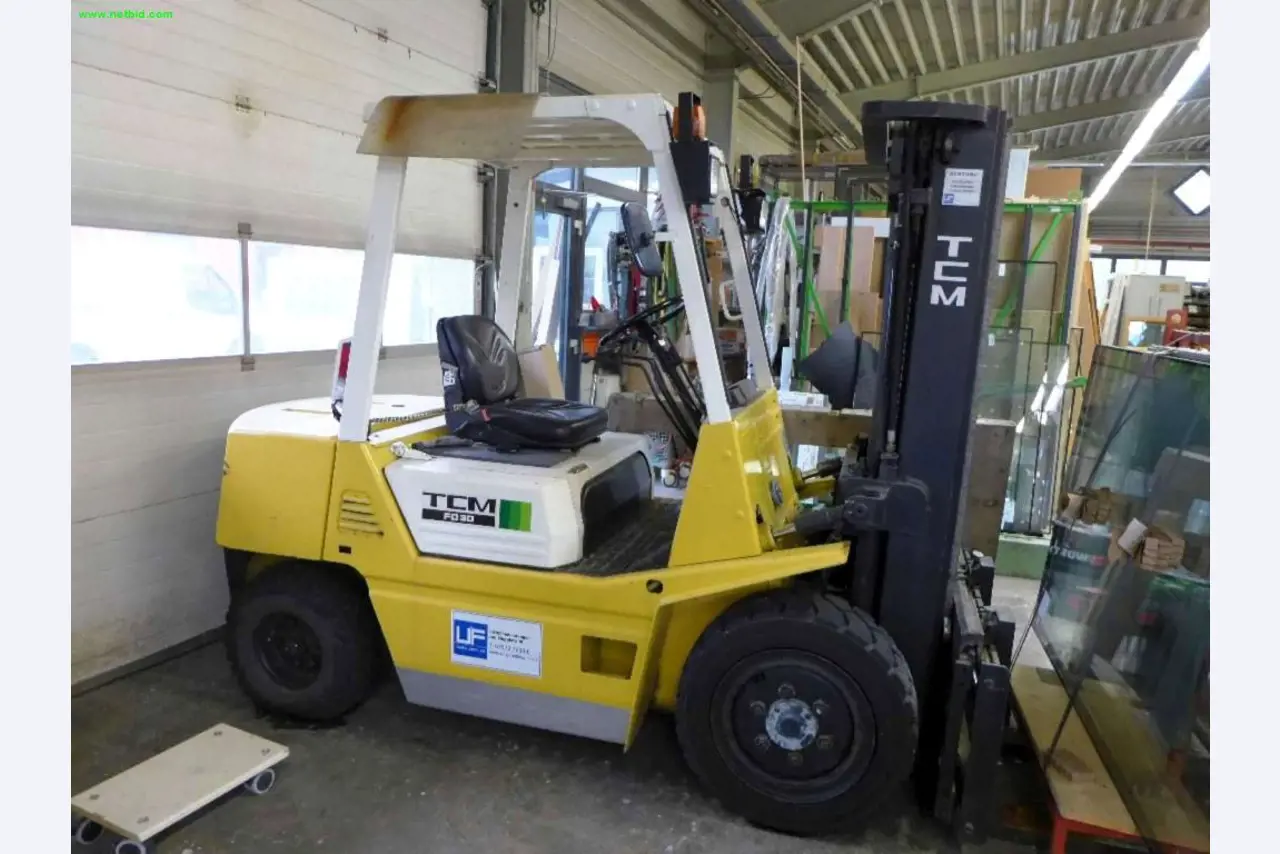 carpentry machinery for furniture making and window construction-1