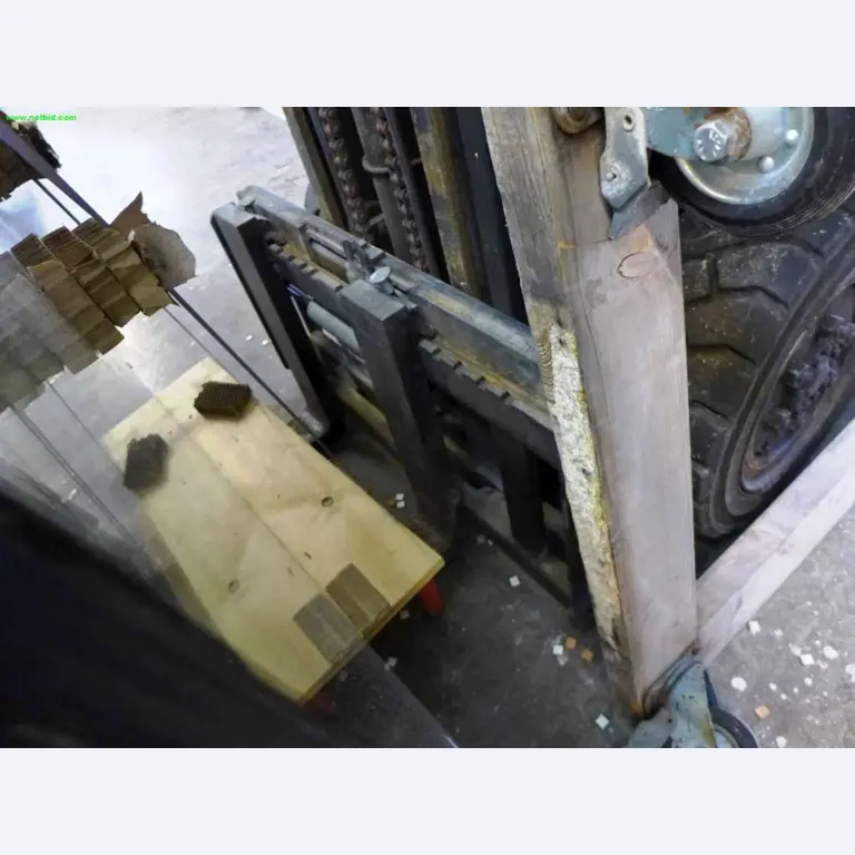 carpentry machinery for furniture making and window construction-8
