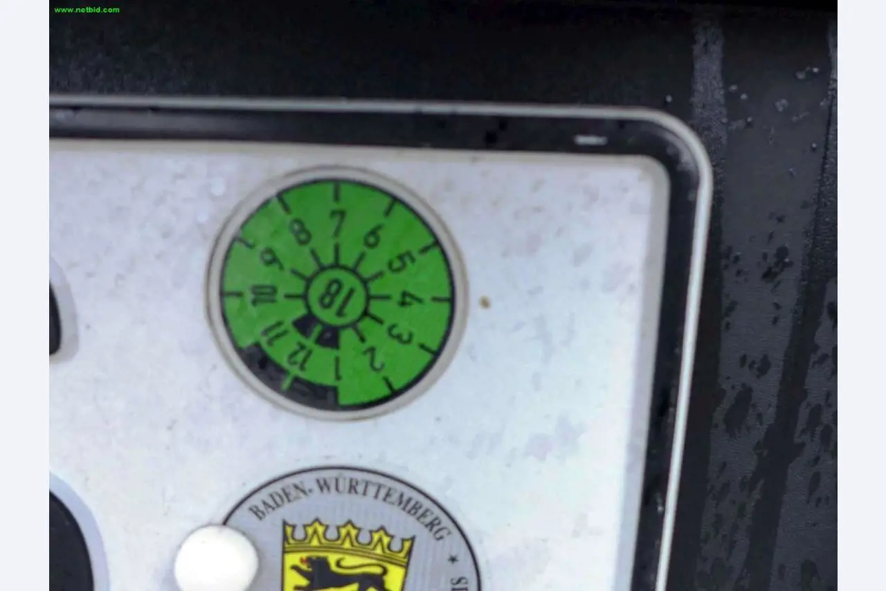 Schrijnwerkmachines voor raam <br>en meubelbouw
-4