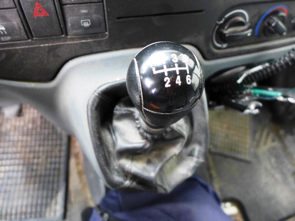 Máquinas de carpintaria para a construção de janelas e móveis
-16