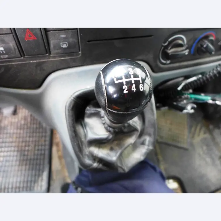 Schrijnwerkmachines voor raam <br>en meubelbouw
-16