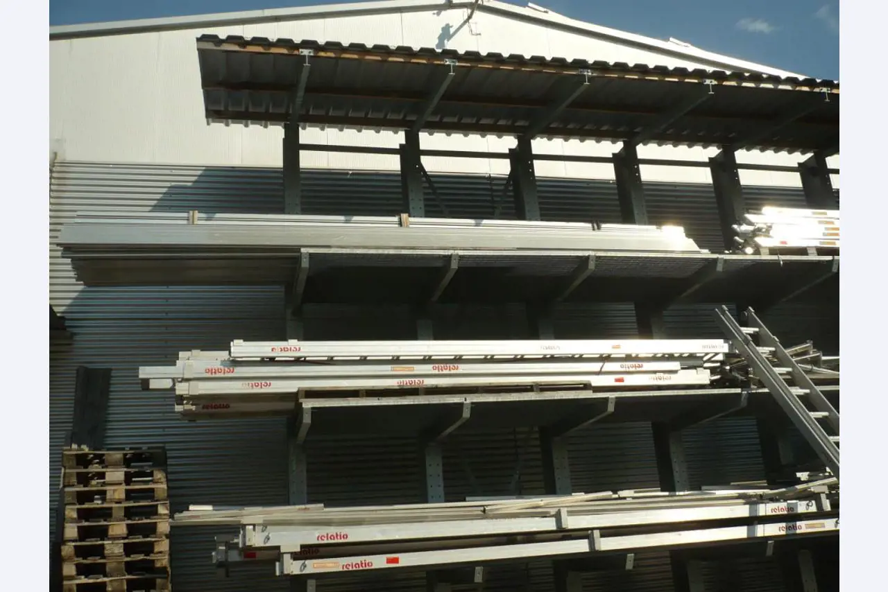 Assembly plant for photovoltaic and LED technology<br>-5