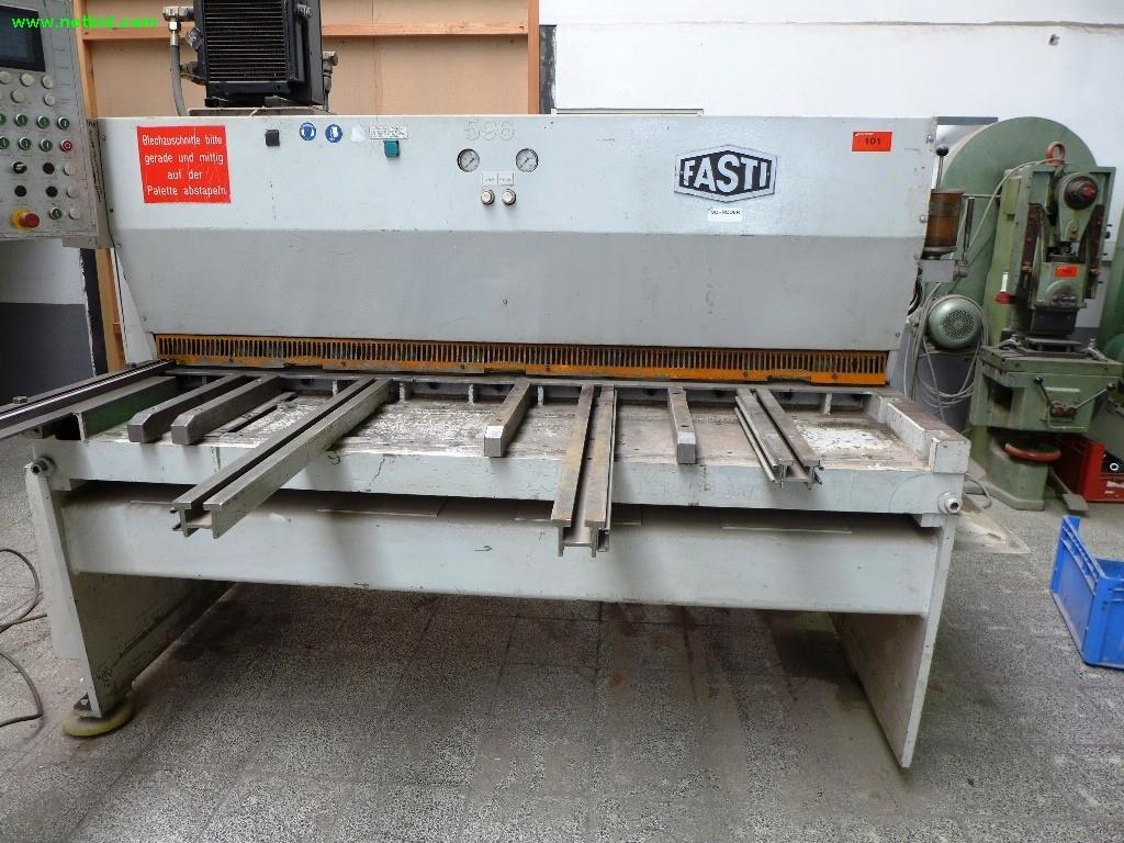 Máquinas de corte, tecnologia de soldadura, veículos comerciais-4