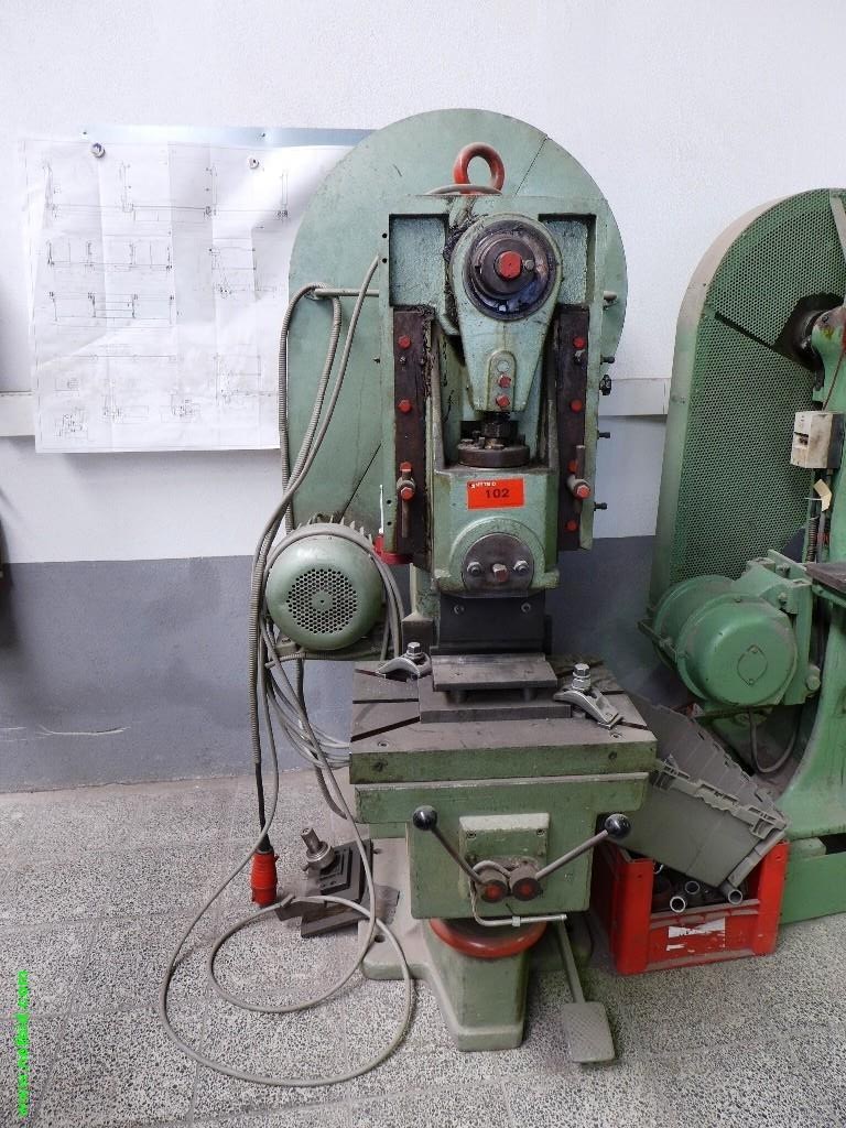 metal cutting machines, welding machinery, utility vehicles-2