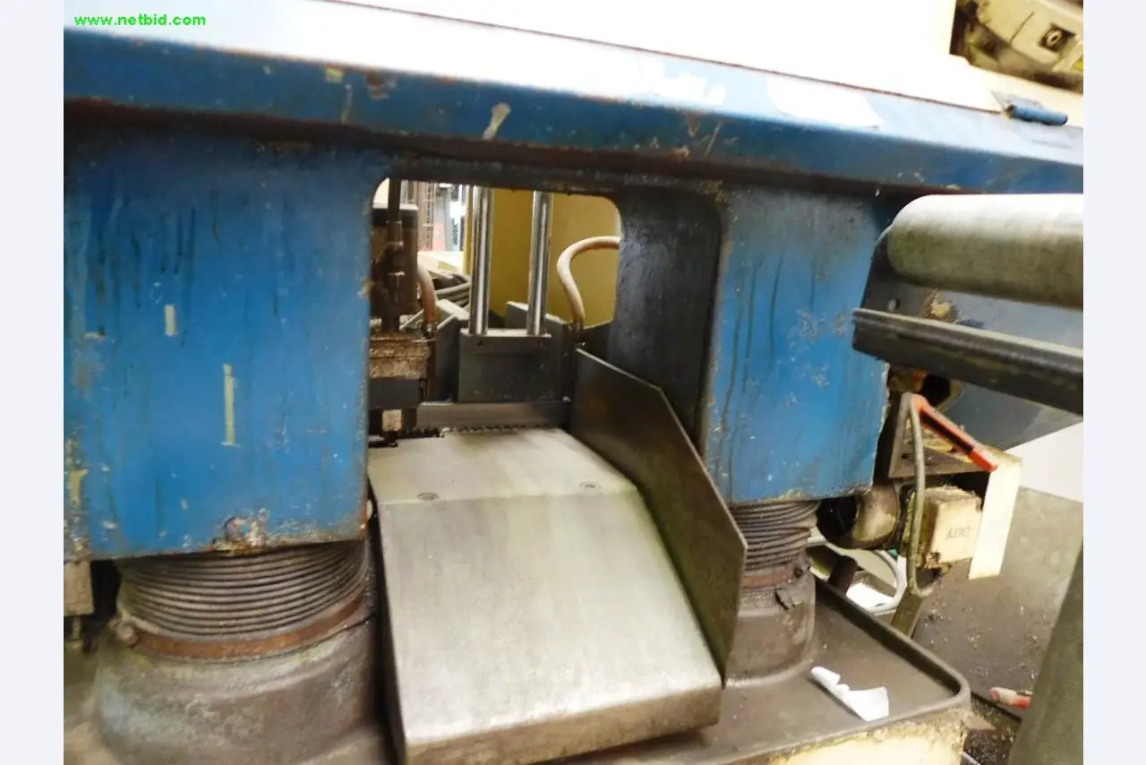 metal cutting machines, welding machinery, utility vehicles-4