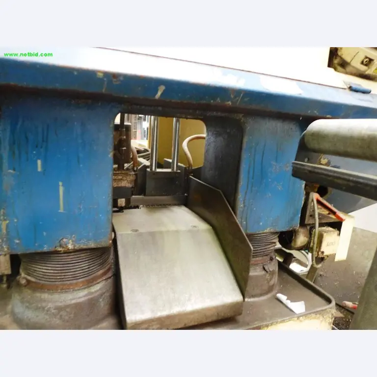 metal cutting machines, welding machinery, utility vehicles-4