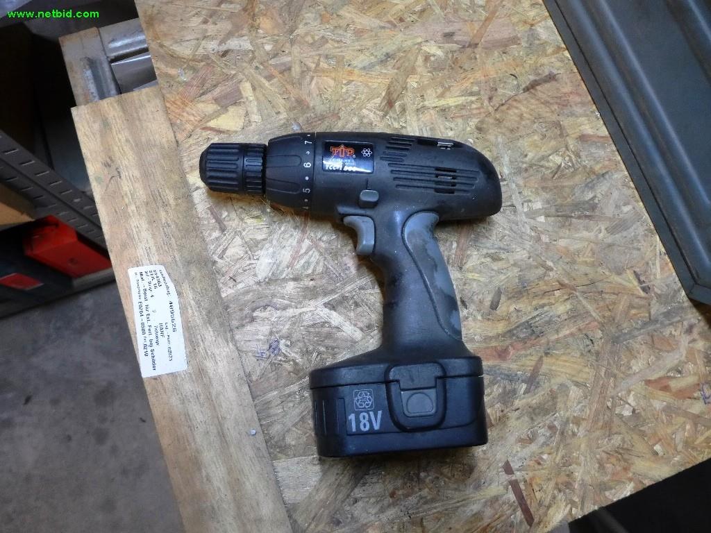 Machines d'usinage, technique de soudage, véhicules utilitaires-1