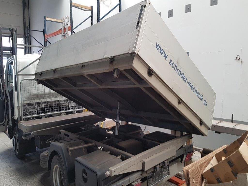 Máquinas de corte, tecnologia de soldadura, veículos comerciais-16