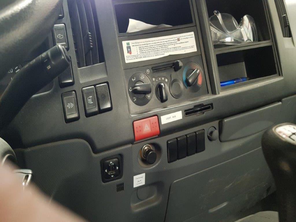 Máquinas de corte, tecnologia de soldadura, veículos comerciais-28