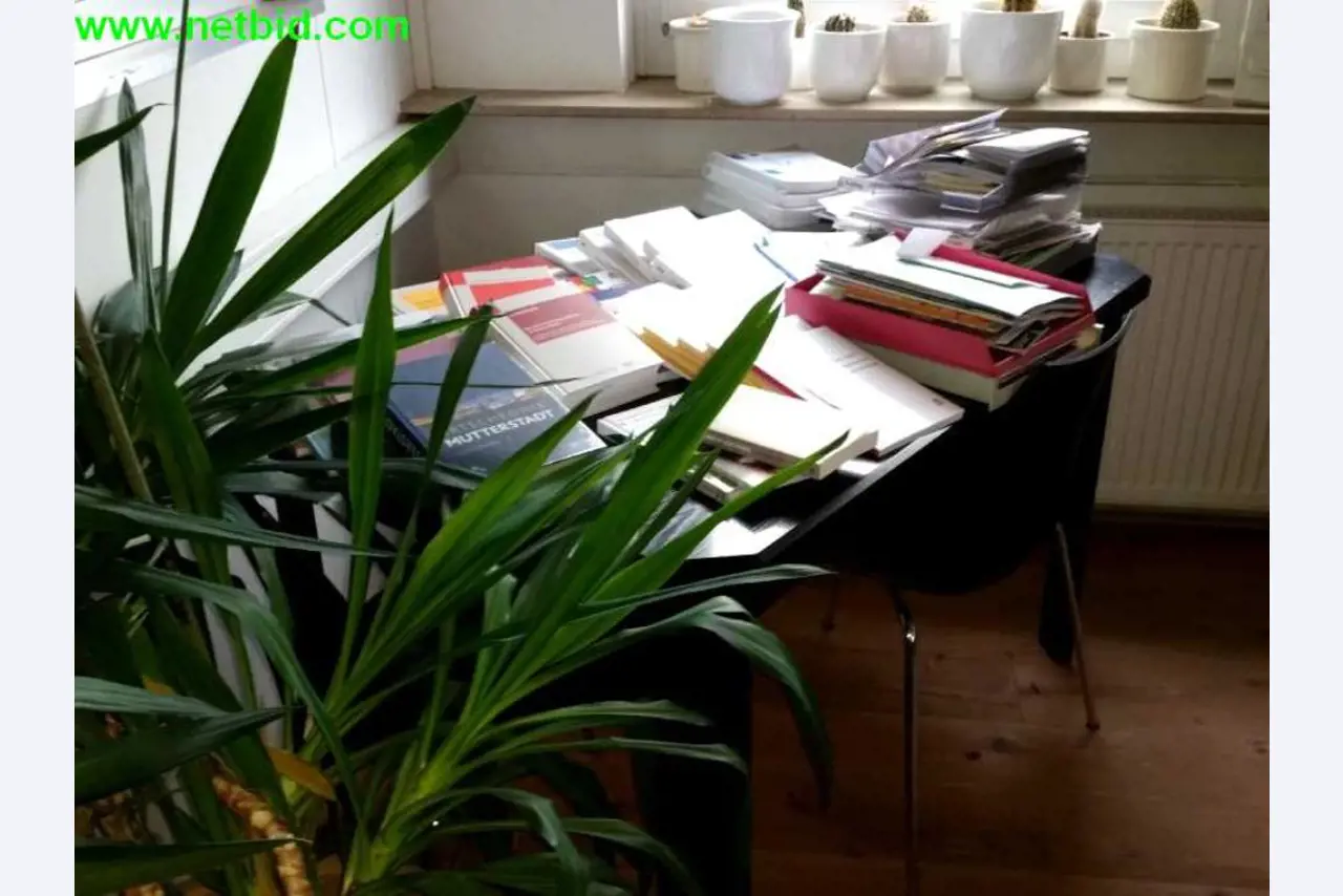 Buch- und Offsetdruckerei<br>-2