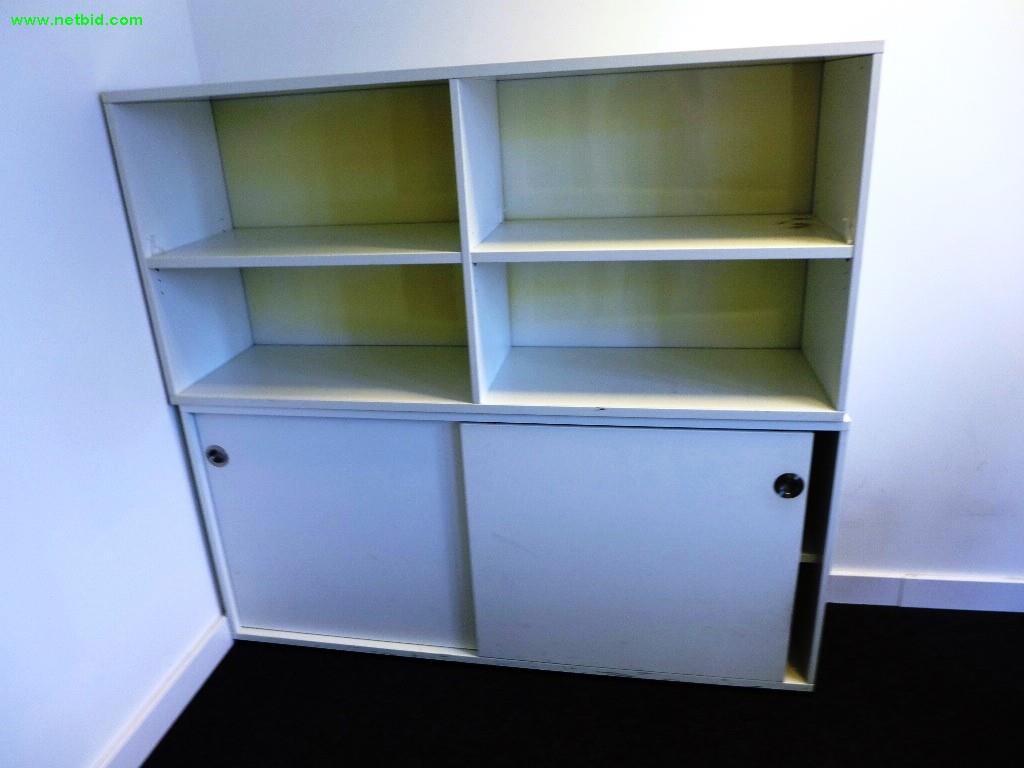 hochwertige Büro- und Besprechungsmöbel-5