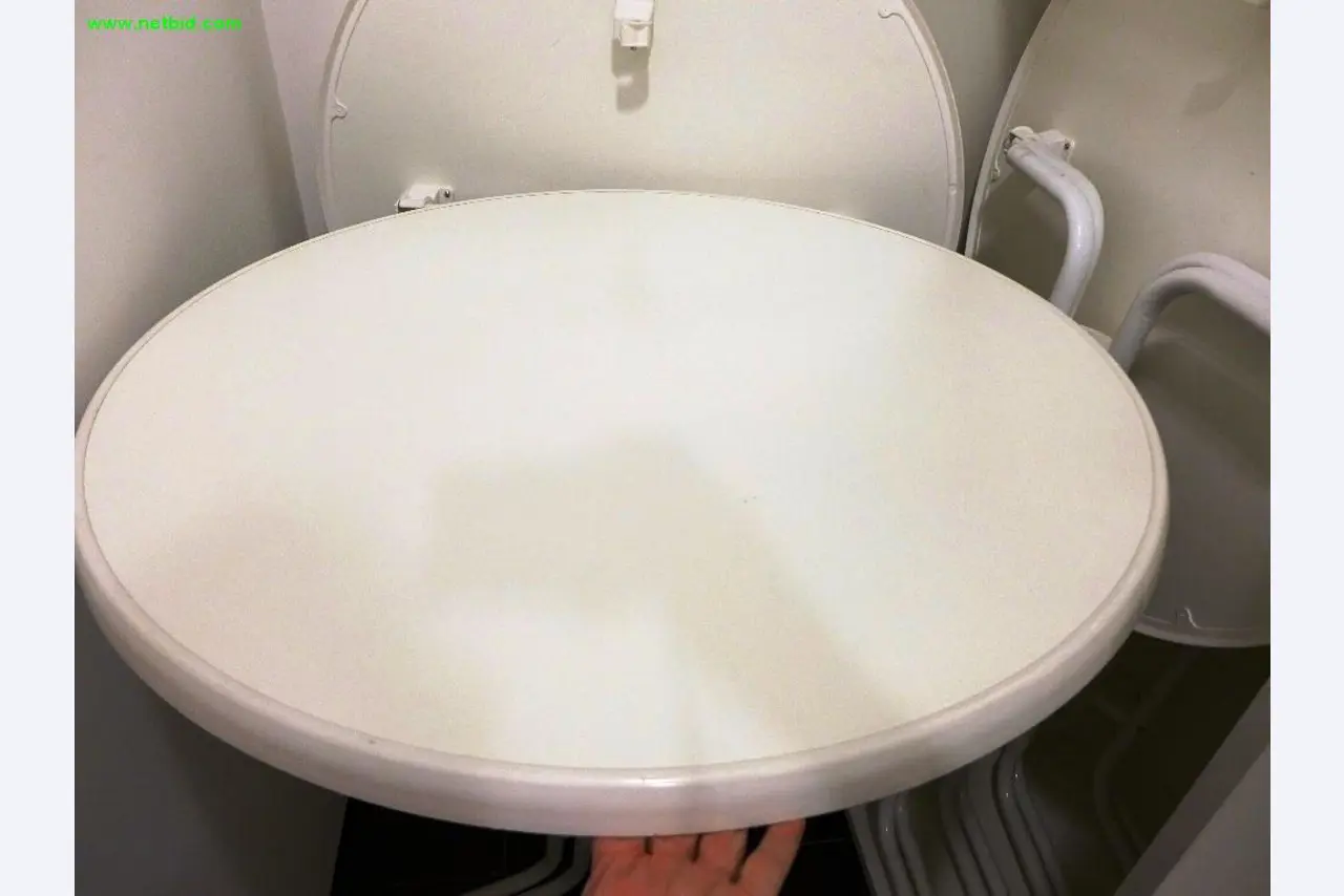 hochwertige Büro- und Besprechungsmöbel-3