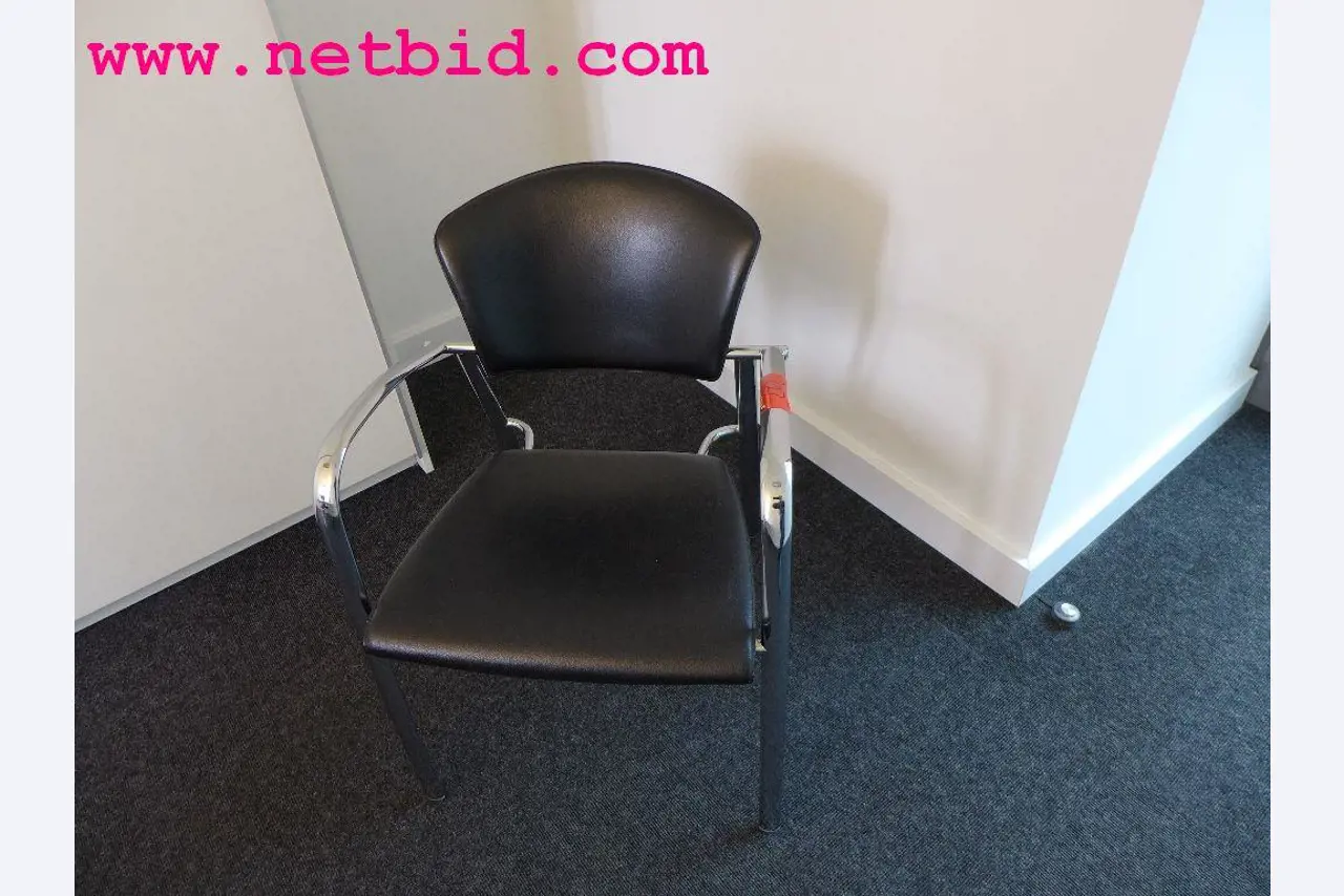 hochwertige Büro- und Besprechungsmöbel-5