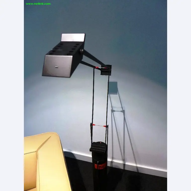 hochwertige Büro- und Besprechungsmöbel-2