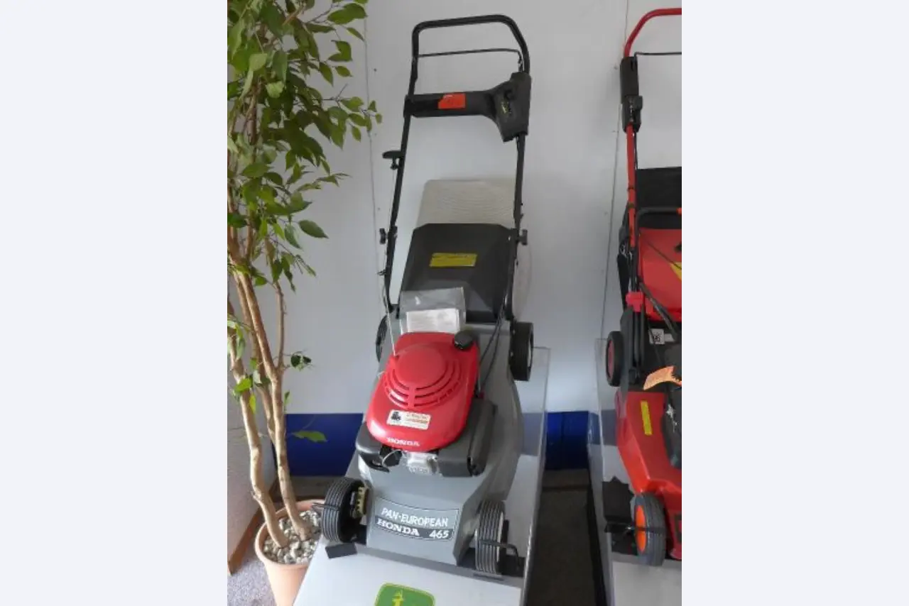new and used groundscare machines<br>and power tools-1