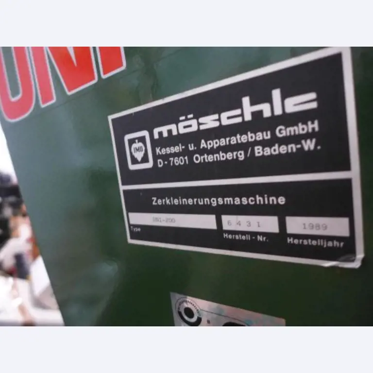 neue und gebrauchte Kommunalmaschinen und Motorgeräte -3