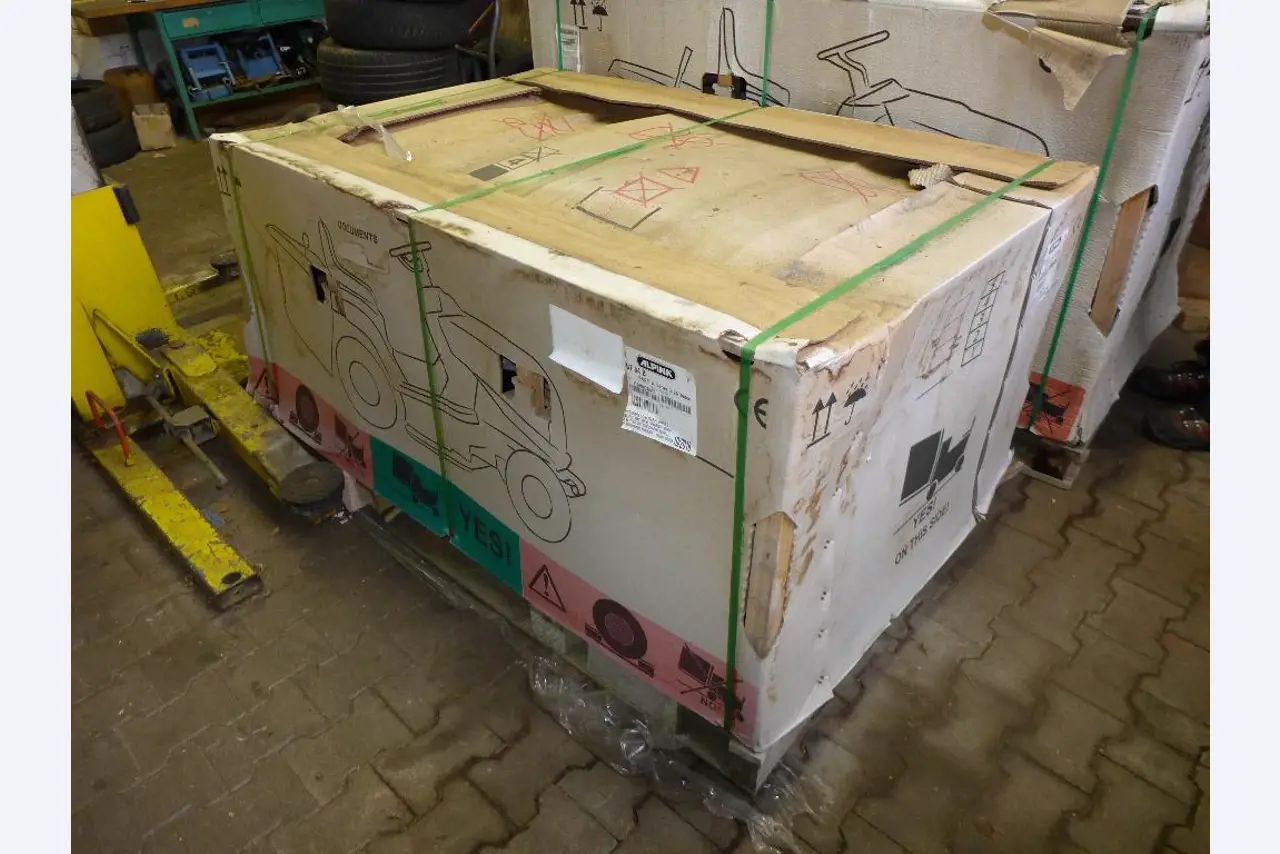 Máquinas e ferramentas eléctricas municipais, novas e usadas-1