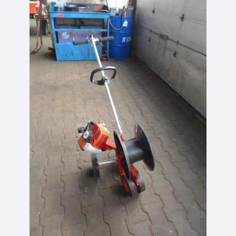 neue und gebrauchte Kommunalmaschinen und Motorgeräte -1