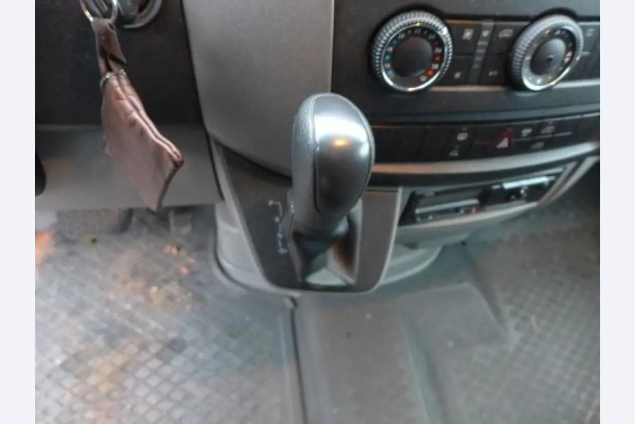 new and used groundscare machines<br>and power tools-11