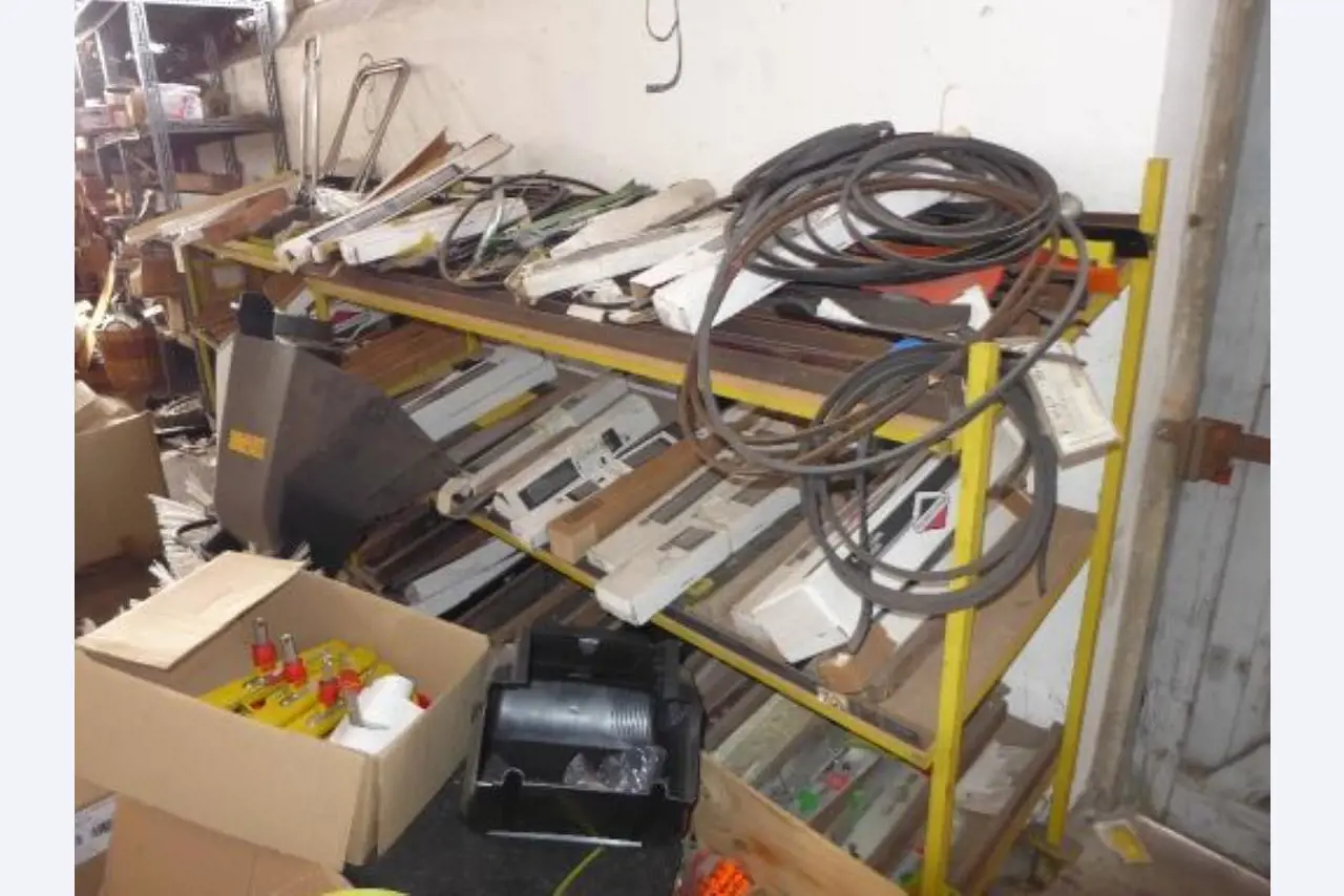 new and used groundscare machines<br>and power tools-11