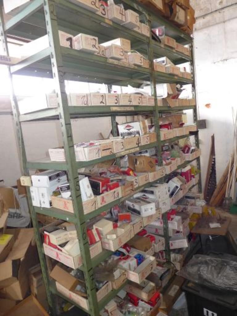 machines communales et appareils à moteur neufs et d'occasion-17