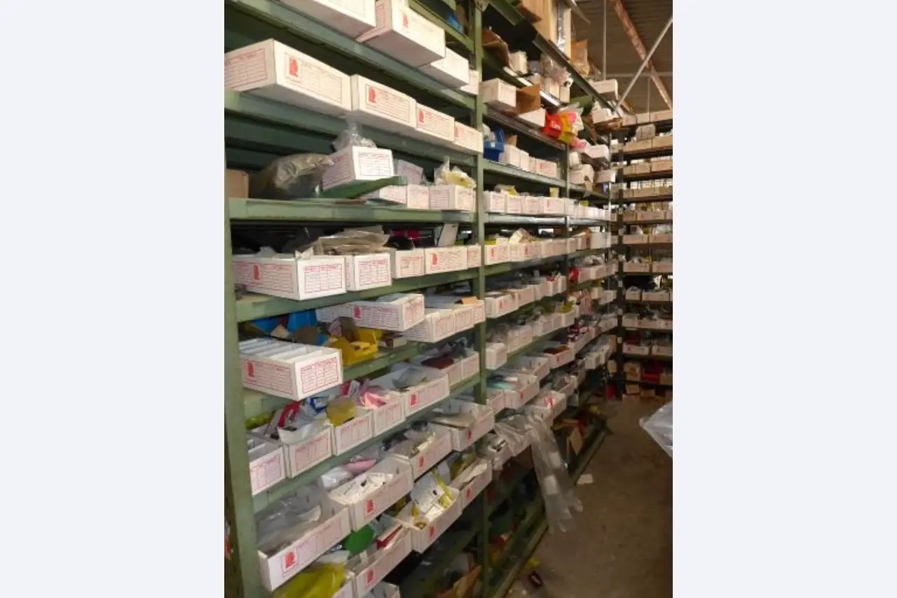 new and used groundscare machines<br>and power tools-20