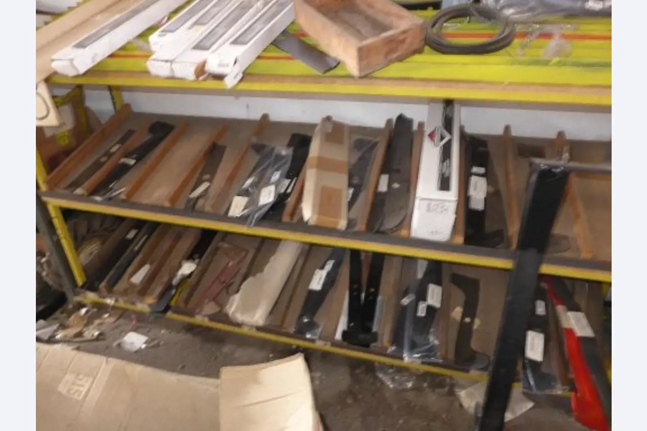 new and used groundscare machines<br>and power tools-22